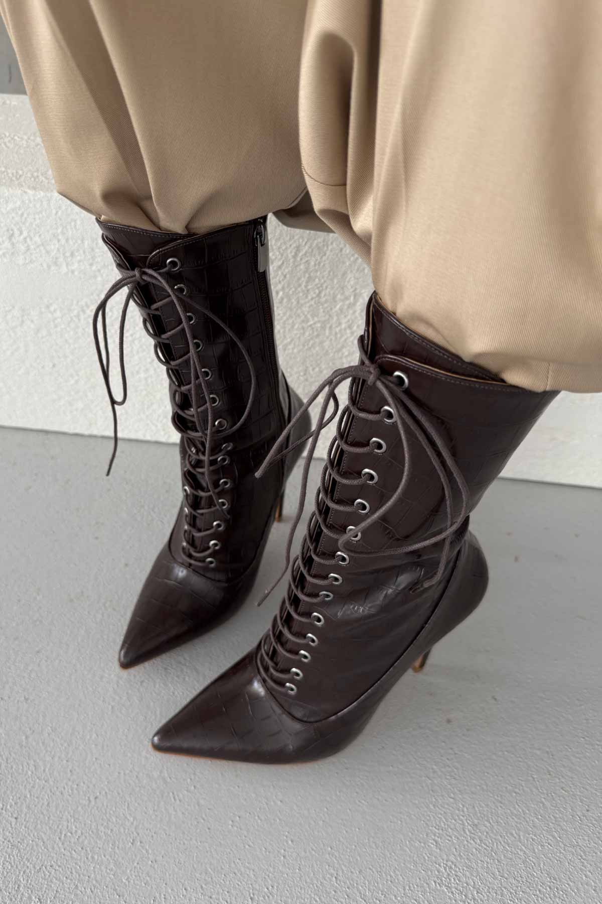 Lace-Up Thin Heel 10cm Brown Boots